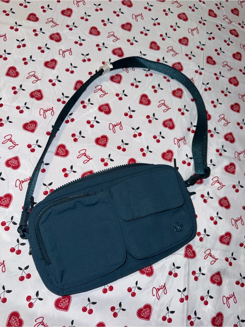 lululemon athletica teal compact belt bag